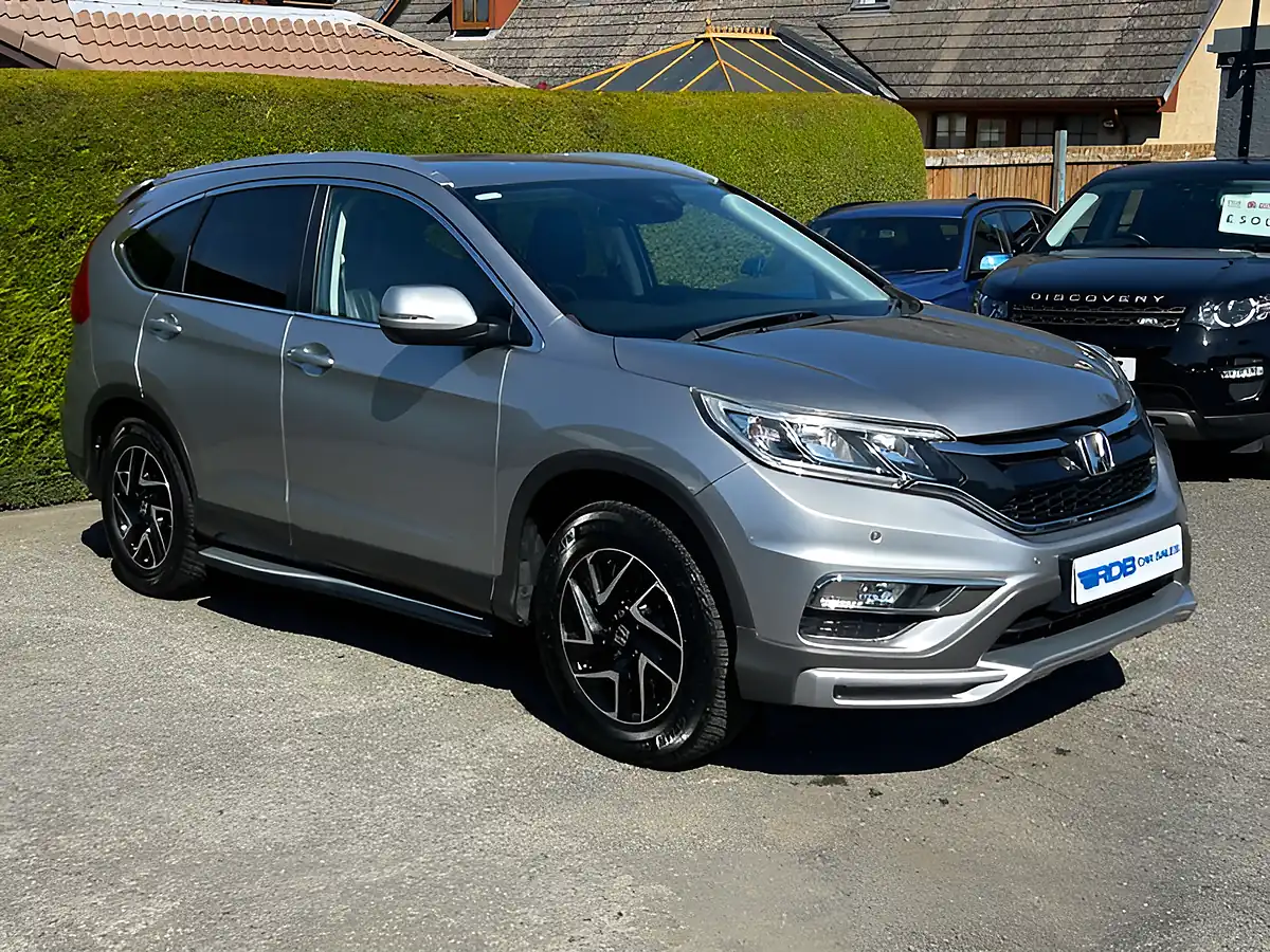 Used 2018 Honda Cr-V Se+ Navi Silver - Interior and Exterior details 11