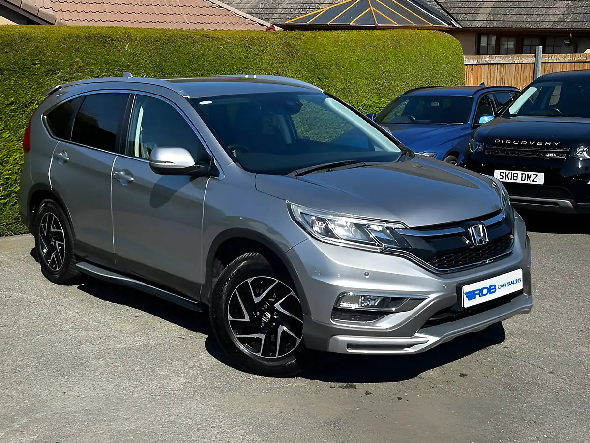 Used 2018 Honda Cr-V Se+ Navi Silver - Interior and Exterior details 14