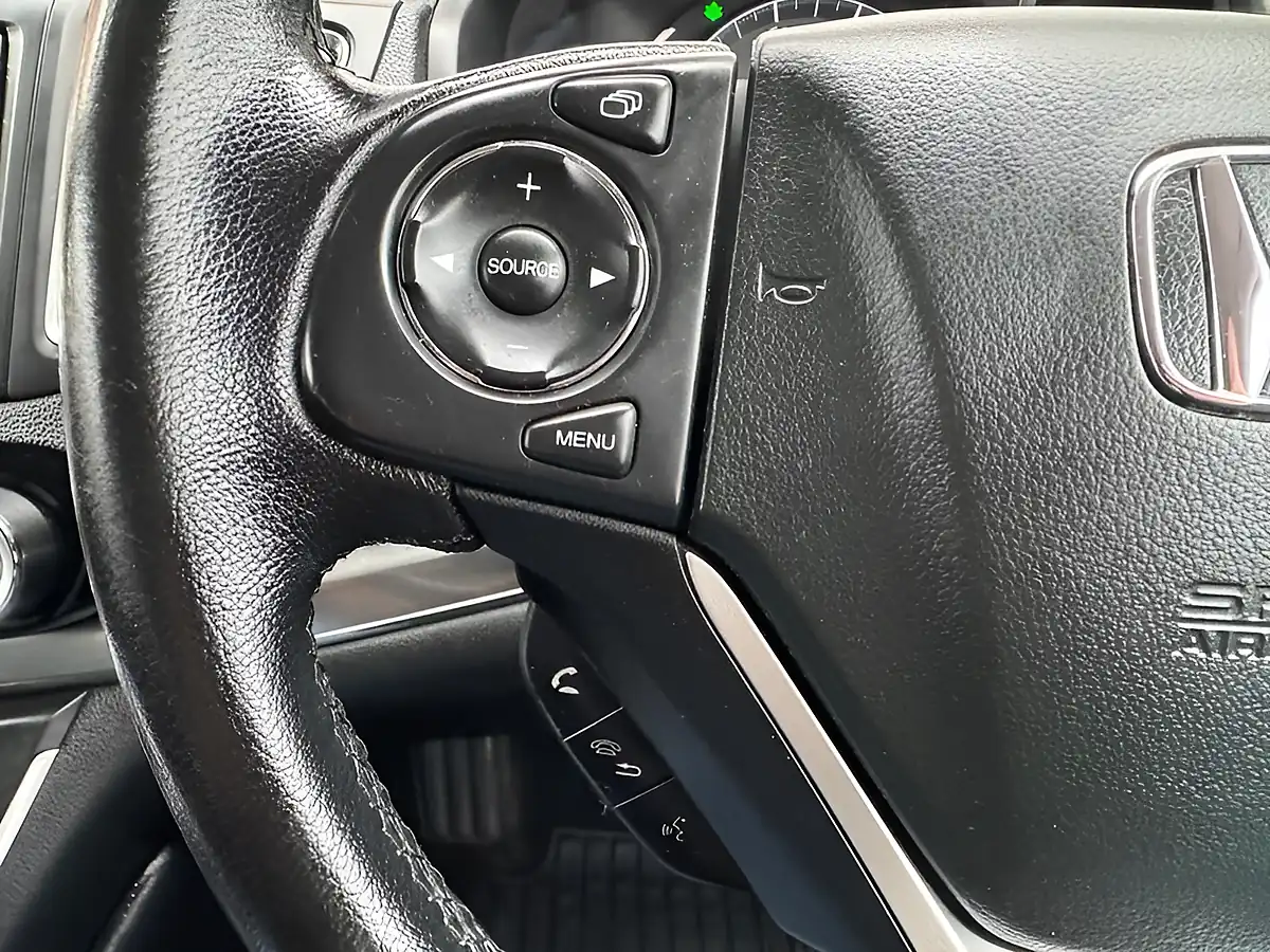 Used 2018 Honda Cr-V Se Plus Navi Blue - Interior and Exterior details 16
