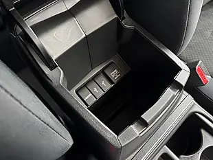 Used 2018 Honda Cr-V Se Plus Navi Blue - Interior and Exterior details 18