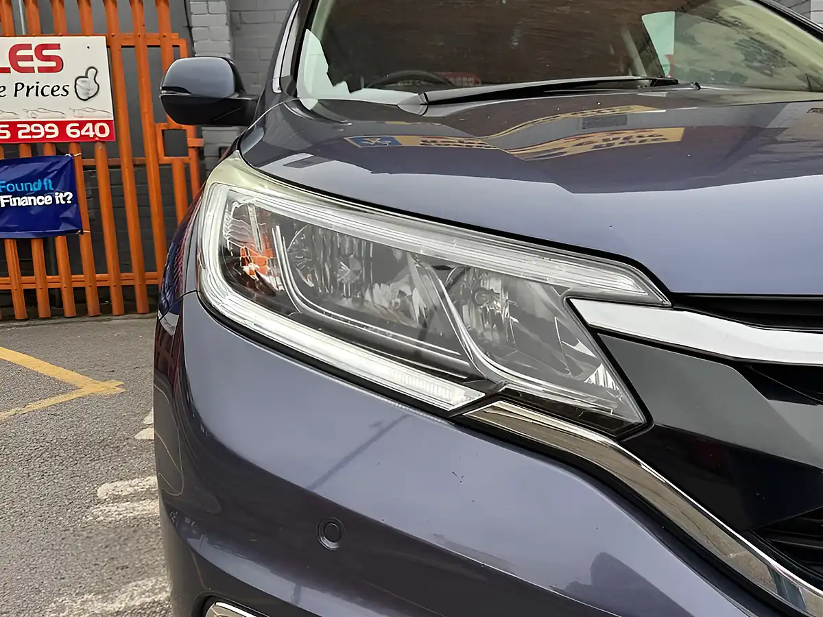 Used 2018 Honda Cr-V Se Plus Navi Blue - Interior and Exterior details 9