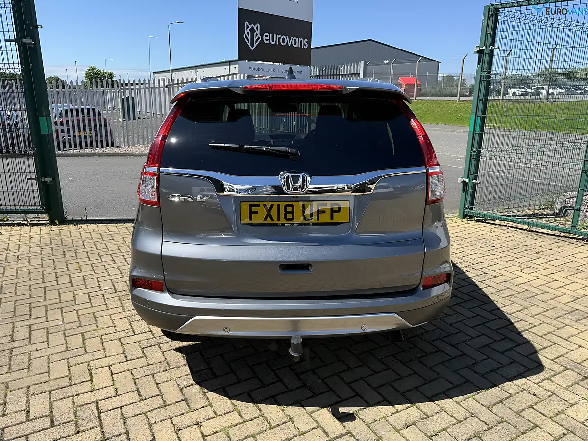 Used 2018 Honda Cr-V Se Plus Navi Grey - Interior and Exterior details 3