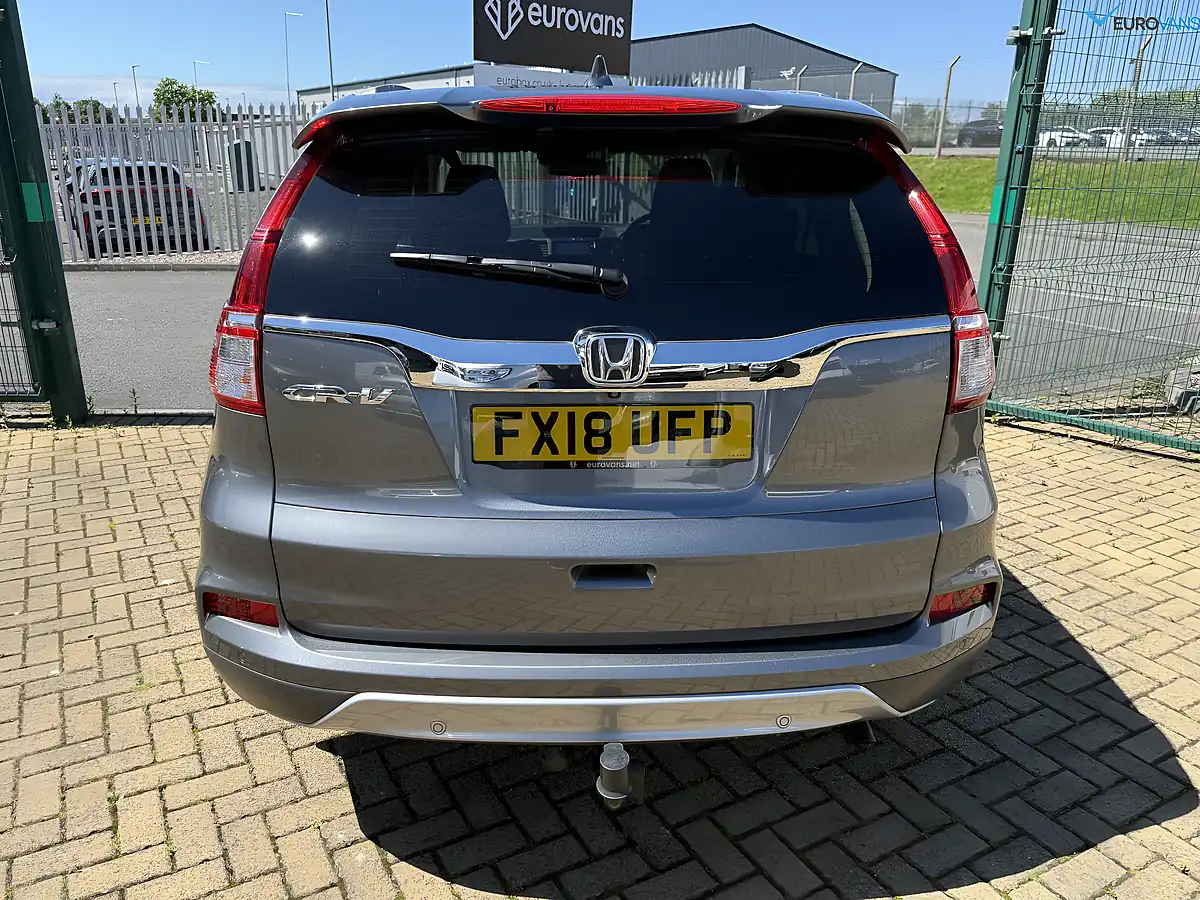 Used 2018 Honda Cr-V Se Plus Navi Grey - Interior and Exterior details 5