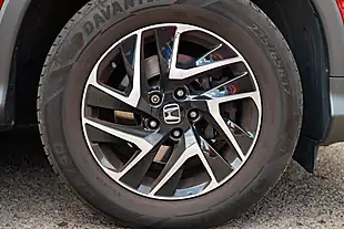 Used 2018 Honda Cr-V Se Plus Navi Passion Red - Interior and Exterior details 10