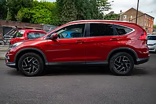 Used 2018 Honda Cr-V Se Plus Navi Passion Red - Interior and Exterior details 5