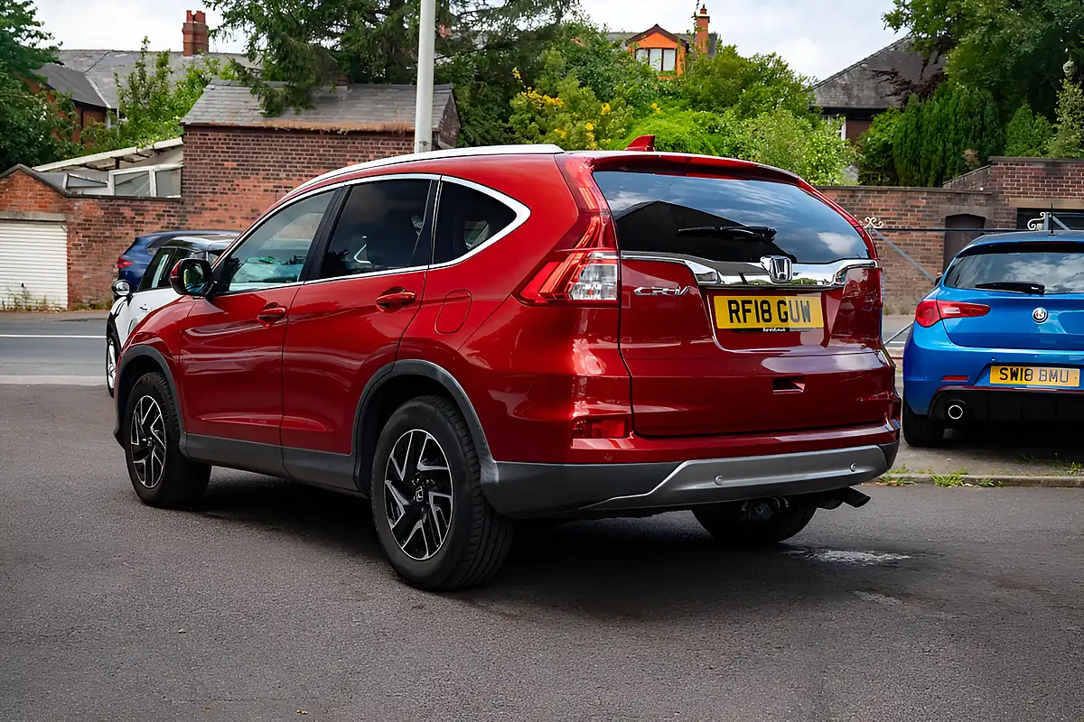 Used 2018 Honda Cr-V Se Plus Navi Passion Red - Interior and Exterior details 6