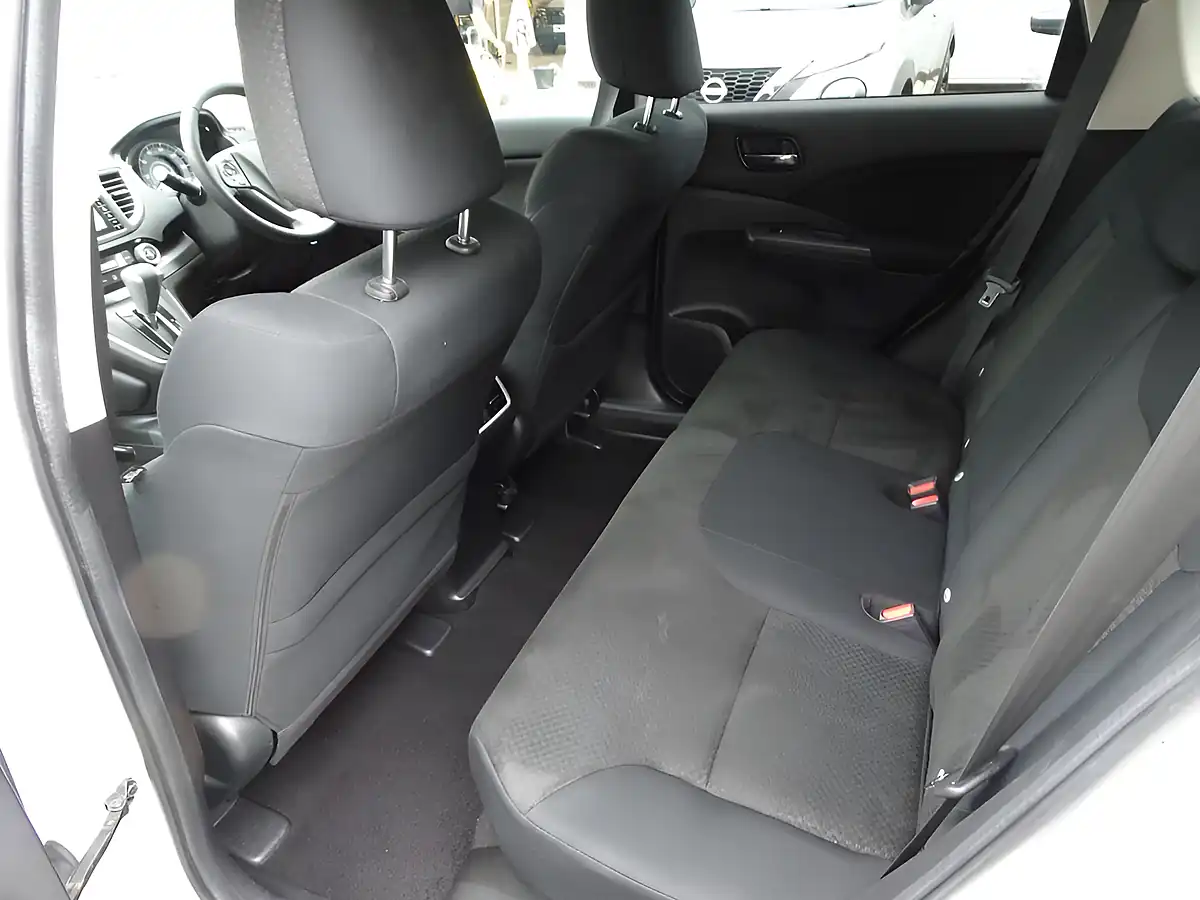 Used 2018 Honda Cr-V Se Plus Navi White Orchid - Interior and Exterior details 11