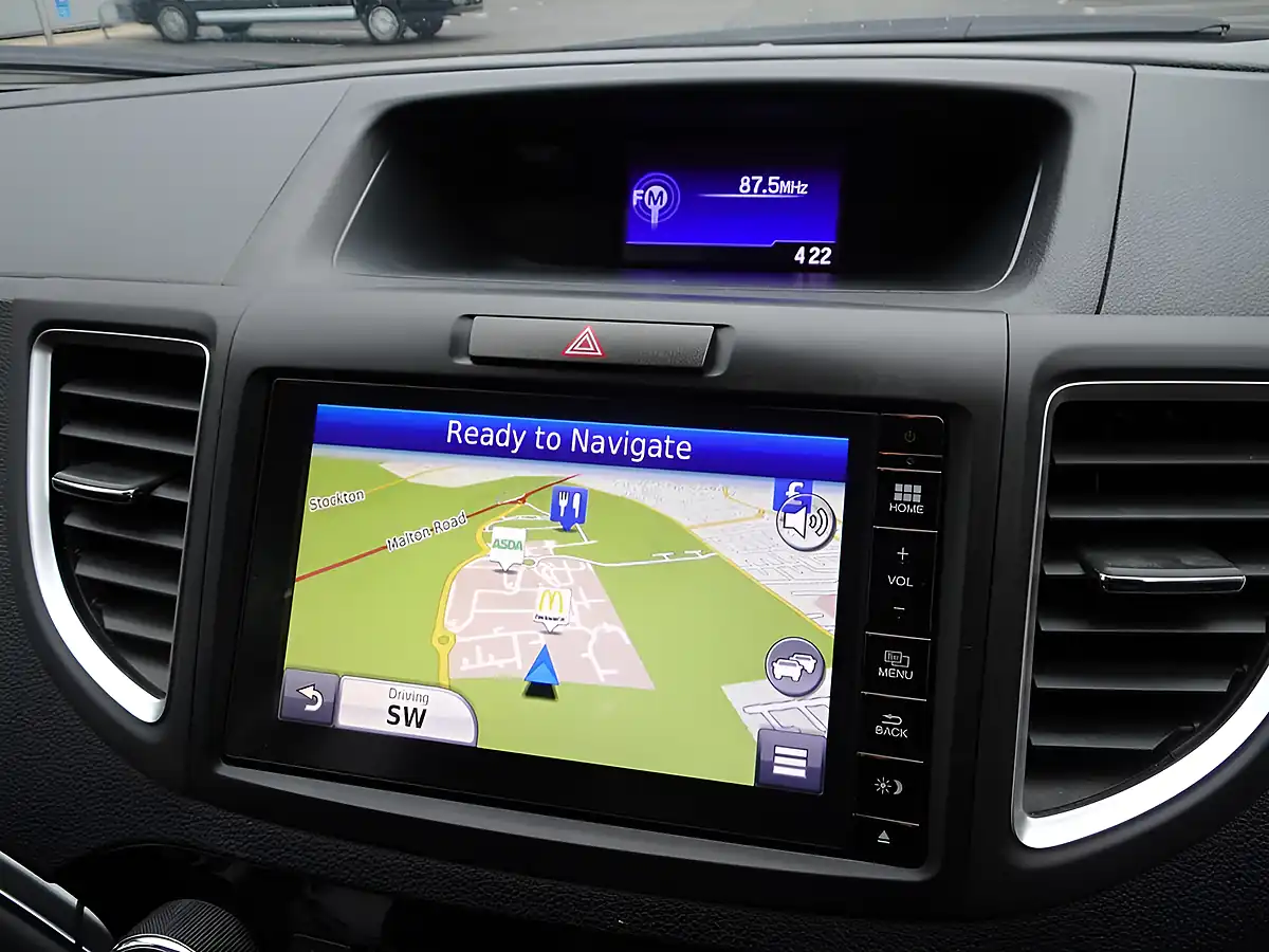 Used 2018 Honda Cr-V Se Plus Navi White Orchid - Interior and Exterior details 3