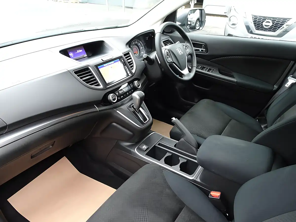 Used 2018 Honda Cr-V Se Plus Navi White Orchid - Interior and Exterior details 9