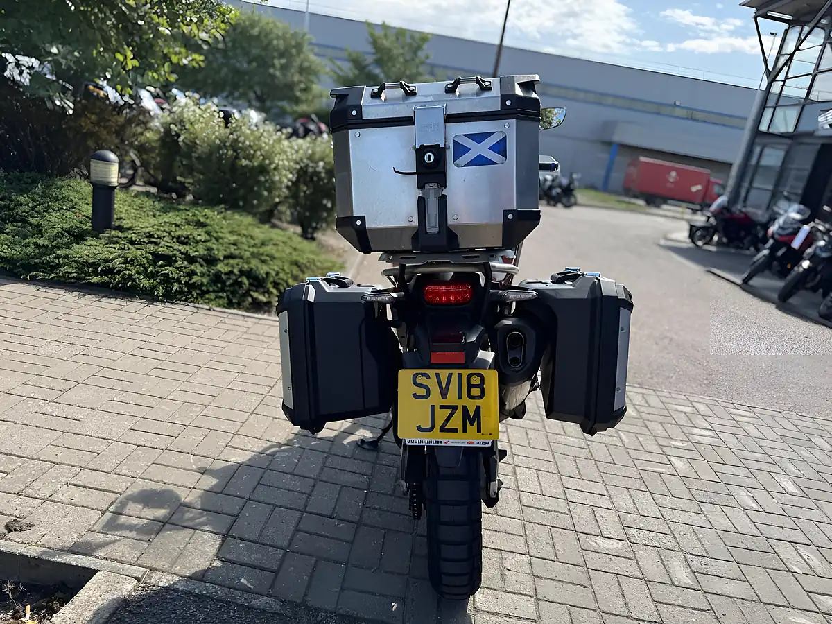 Used 2018 Honda Crf 1000 D2-J White/Blue - Interior and Exterior details 8