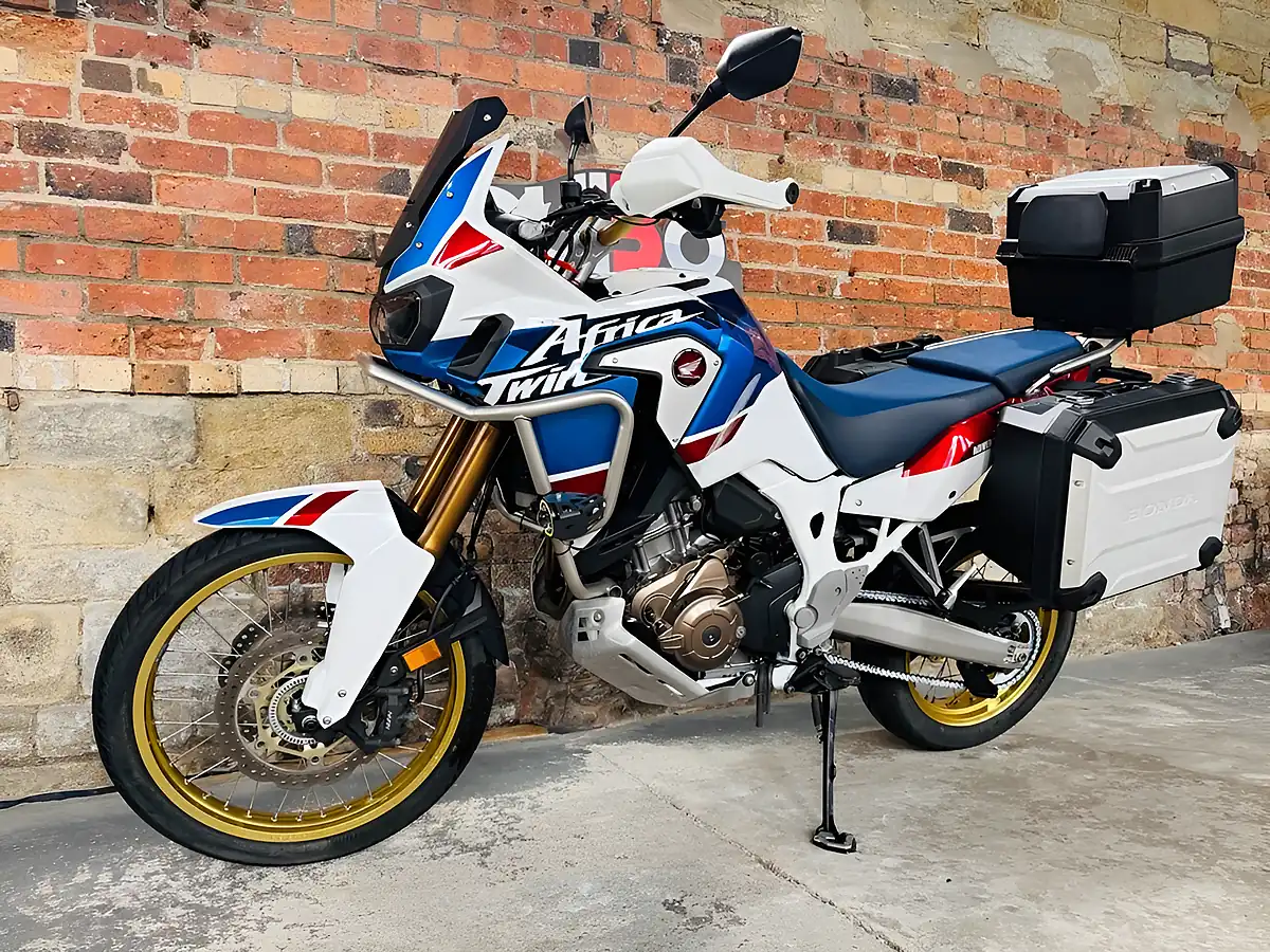 Used 2018 Honda Crf1000l Africa Twin White - Interior and Exterior details 12