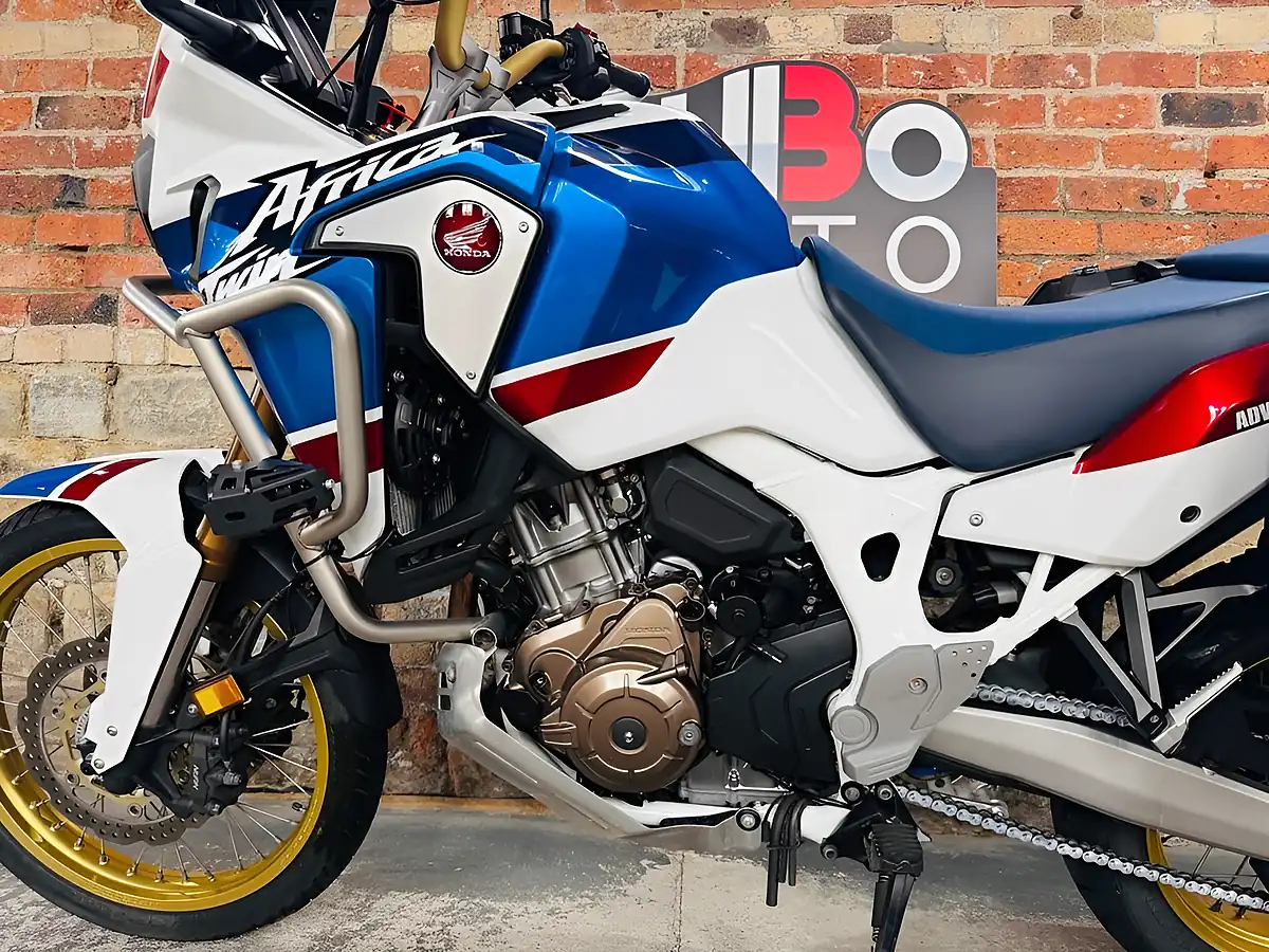 Used 2018 Honda Crf1000l Africa Twin White - Interior and Exterior details 16
