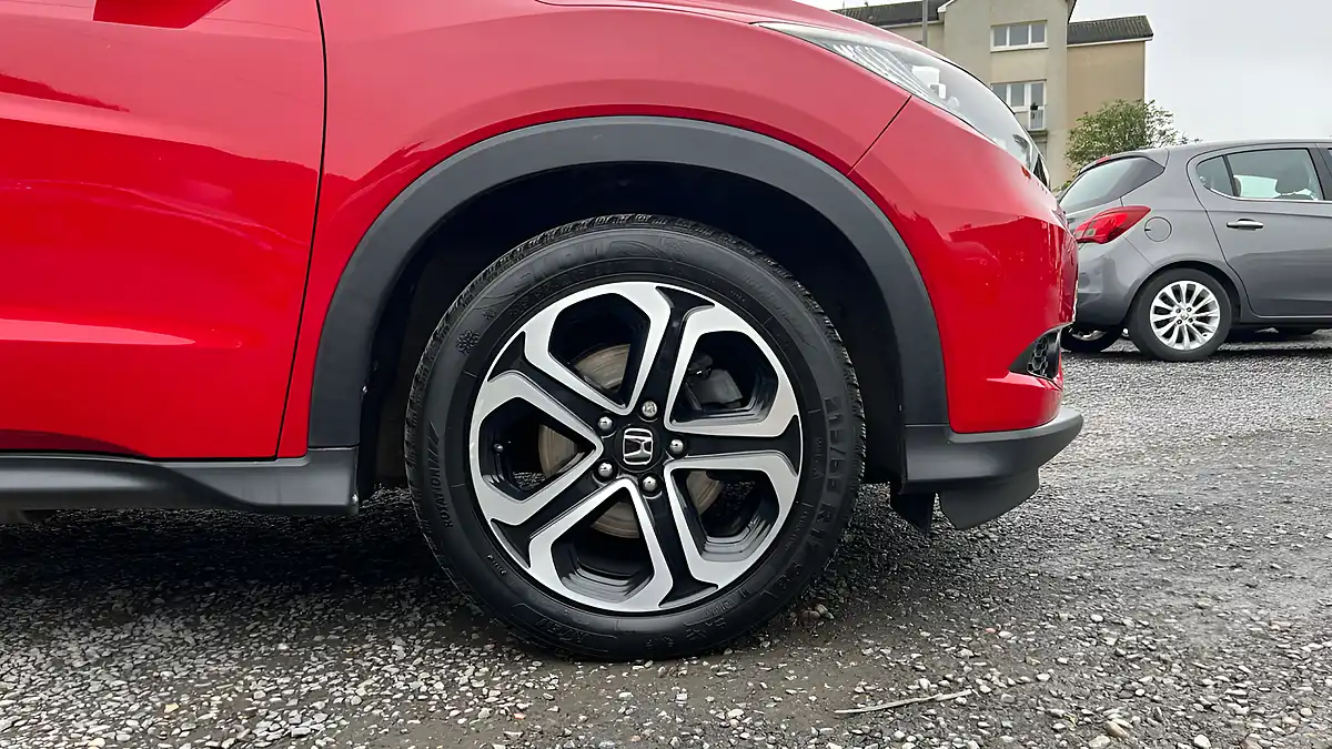 Used 2018 Honda Hr-V Ex Red - Interior and Exterior details 19