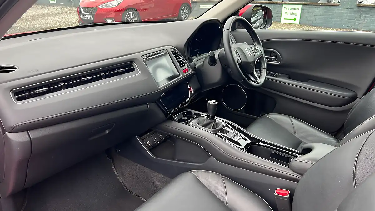 Used 2018 Honda Hr-V Ex Red - Interior and Exterior details 6