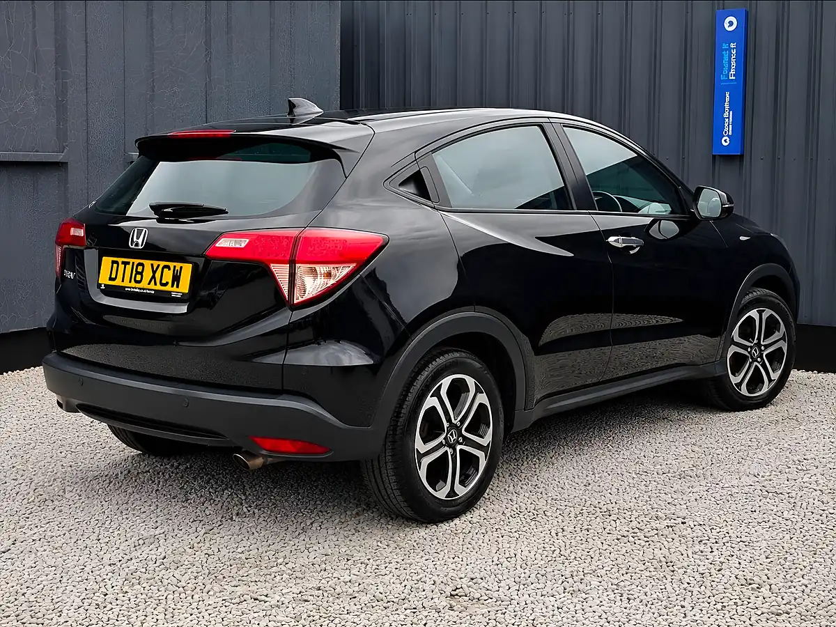 Used 2018 Honda Hr-V Se Black - Interior and Exterior details 2