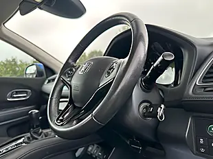 Used 2018 Honda Hr-V Se Blue - Interior and Exterior details 15