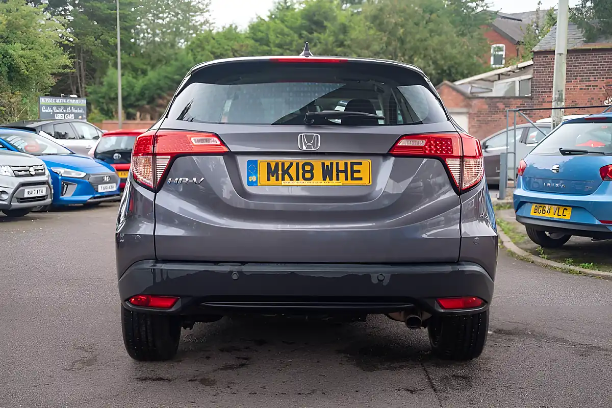 Used 2018 Honda Hr-V Se Modern Steel - Interior and Exterior details 7