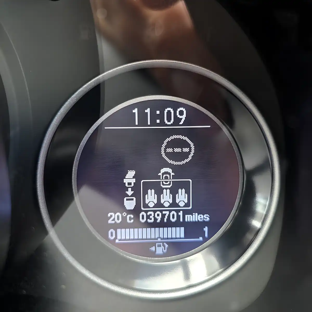 Used 2018 Honda Jazz Ex Navigation Alpine White - Interior and Exterior details 14