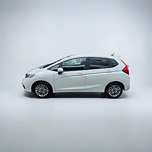 Used 2018 Honda Jazz Ex Navigation Alpine White - Interior and Exterior details 5