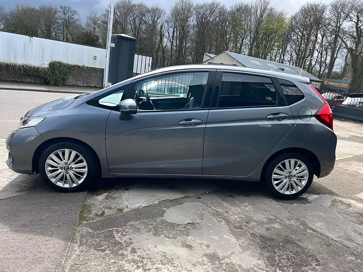 Used 2018 Honda Jazz Ex Shining Grey - Interior and Exterior details 8