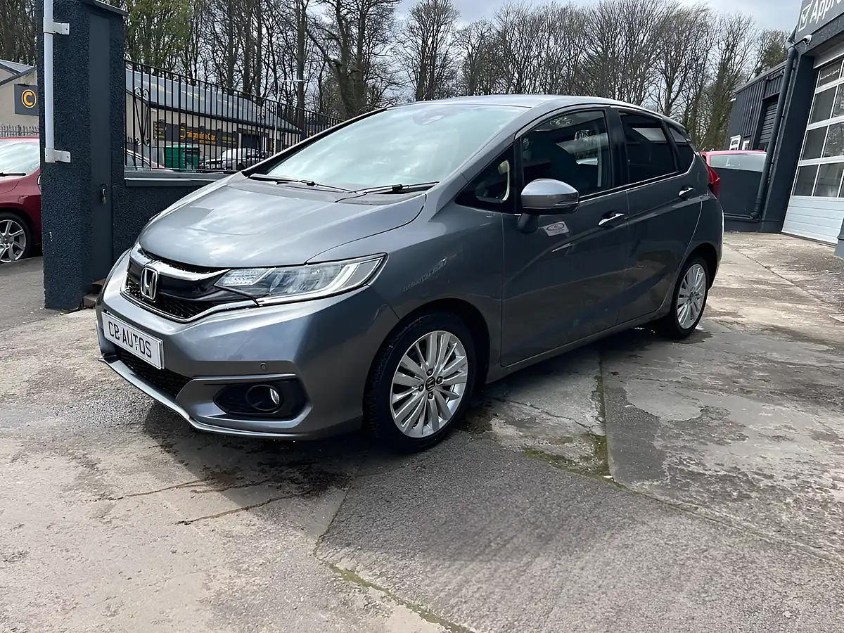 Used 2018 Honda Jazz Ex Shining Grey - Interior and Exterior details 9
