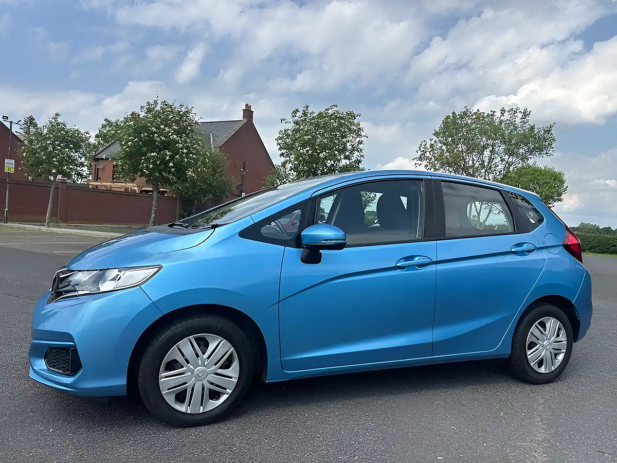 Used 2018 Honda Jazz S Electric Blue - Interior and Exterior details 12