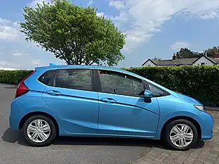 Used 2018 Honda Jazz S Electric Blue - Interior and Exterior details 5