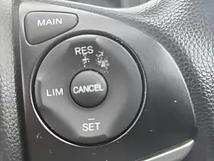 Used 2018 Honda Jazz S Silver - Interior and Exterior details 14