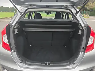 Used 2018 Honda Jazz S Silver - Interior and Exterior details 9
