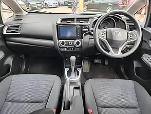 Used 2018 Honda Jazz Se Blue - Interior and Exterior details 7
