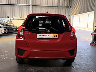 Used 2018 Honda Jazz Se Navi Red - Interior and Exterior details 11