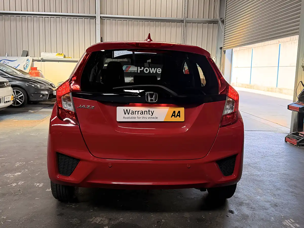 Used 2018 Honda Jazz Se Navi Red - Interior and Exterior details 11