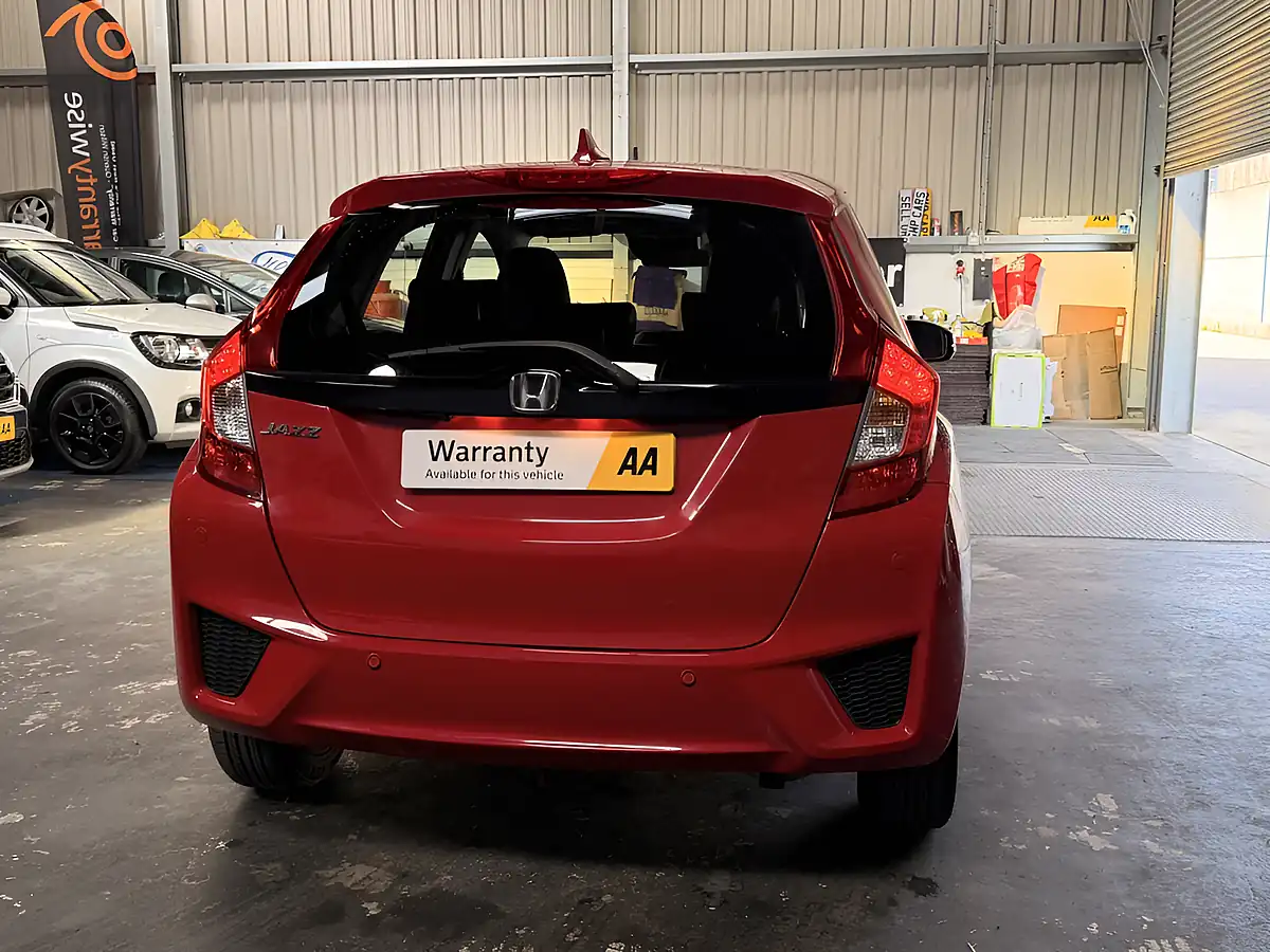 Used 2018 Honda Jazz Se Navi Red - Interior and Exterior details 13