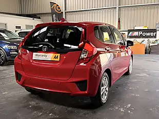 Used 2018 Honda Jazz Se Navi Red - Interior and Exterior details 14