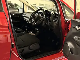 Used 2018 Honda Jazz Se Navi Red - Interior and Exterior details 16