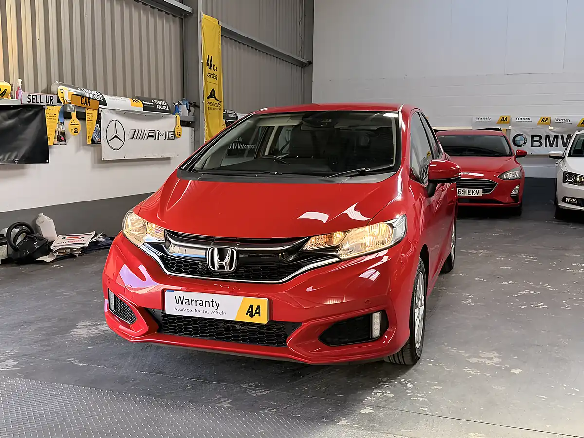 Used 2018 Honda Jazz Se Navi Red - Interior and Exterior details 6