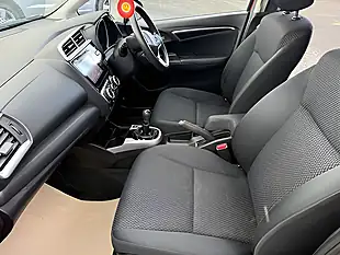 Used 2018 Honda Jazz Se Red - Interior and Exterior details 12