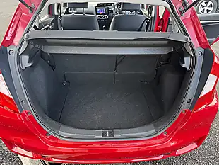 Used 2018 Honda Jazz Se Red - Interior and Exterior details 18