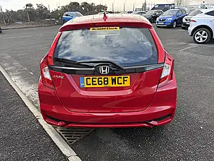 Used 2018 Honda Jazz Se Red - Interior and Exterior details 3
