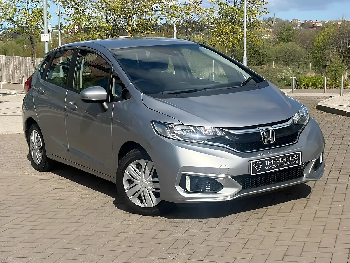 Used 2018 Honda Jazz Silver - Front View