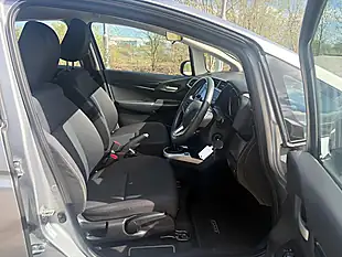 Used 2018 Honda Jazz Silver - Interior and Exterior details 15