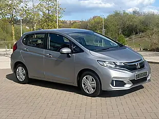 Used 2018 Honda Jazz Silver - Interior and Exterior details 5
