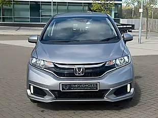 Used 2018 Honda Jazz Silver - Interior and Exterior details 7