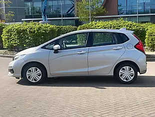 Used 2018 Honda Jazz Silver - Interior and Exterior details 8