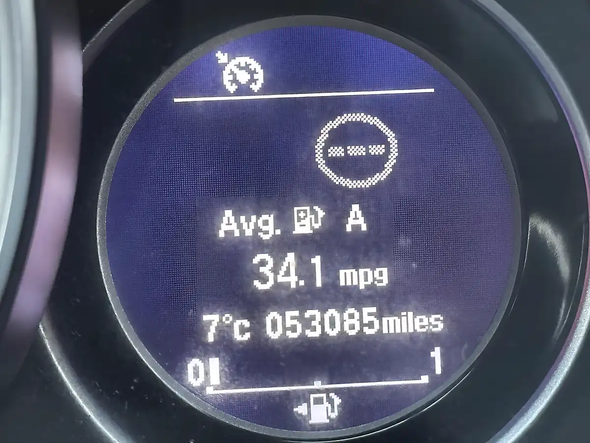 Used 2018 Honda Jazz Sport Orange - Interior and Exterior details 16