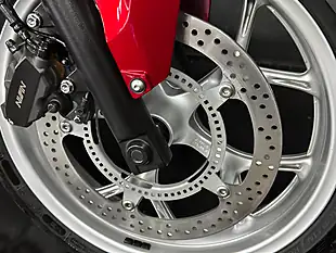 Used 2018 Honda NC750X Red - Interior and Exterior details 12