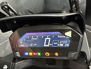 Used 2018 Honda NC750X Red - Interior and Exterior details 3