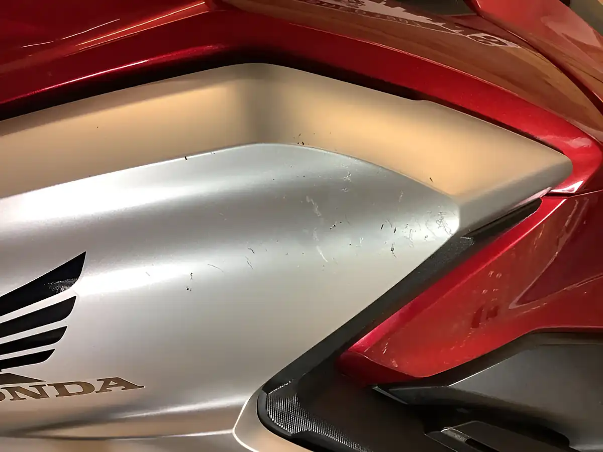 Used 2018 Honda NC750X Red - Interior and Exterior details 14