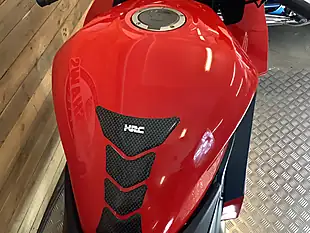 Used 2018 Honda Vfr F Red - Interior and Exterior details 11