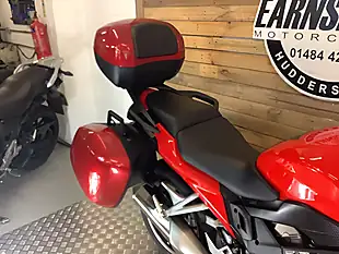 Used 2018 Honda Vfr F Red - Interior and Exterior details 15